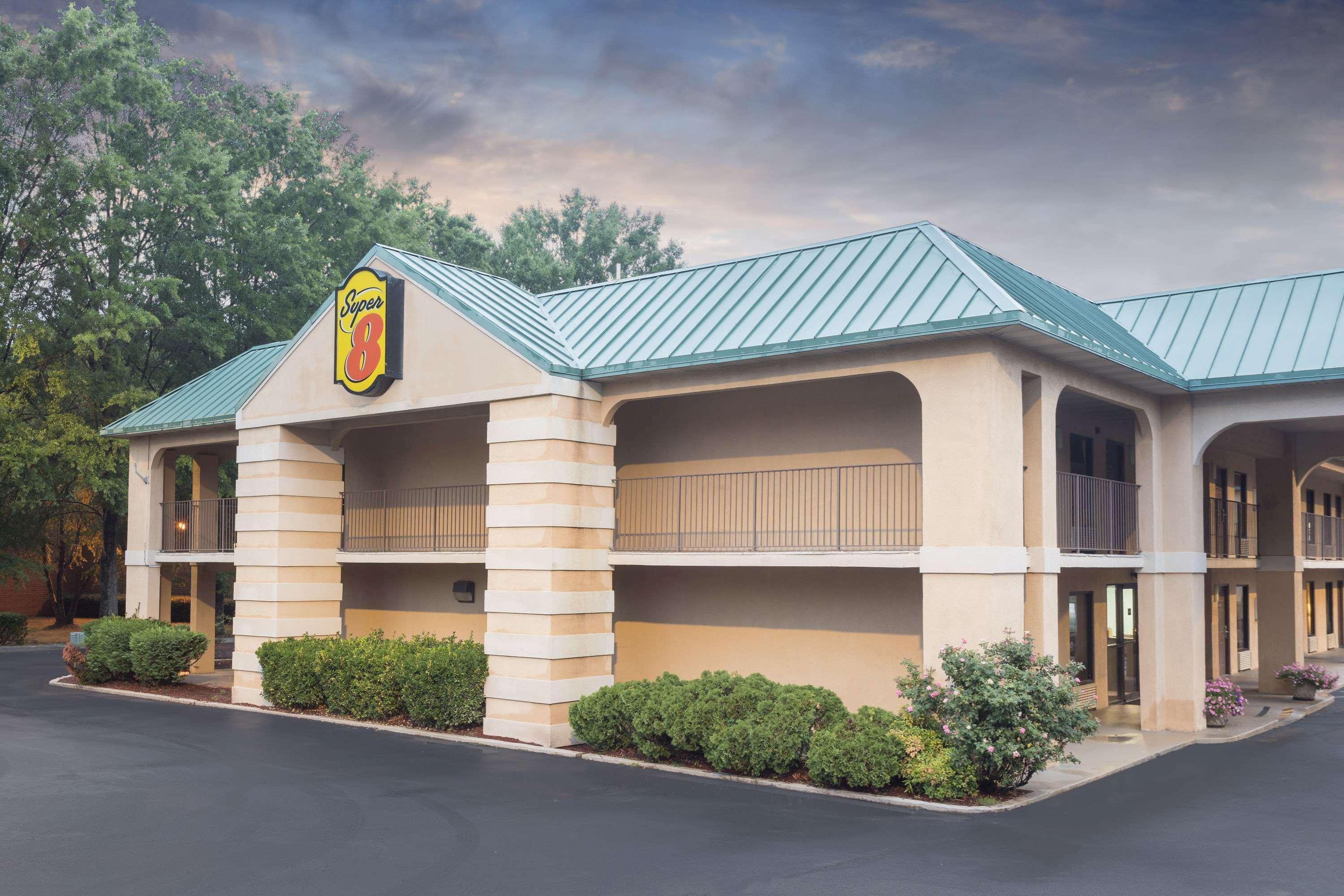 Super 8 By Wyndham Decatur/Lithonia/Atl Area Motel Bagian luar foto