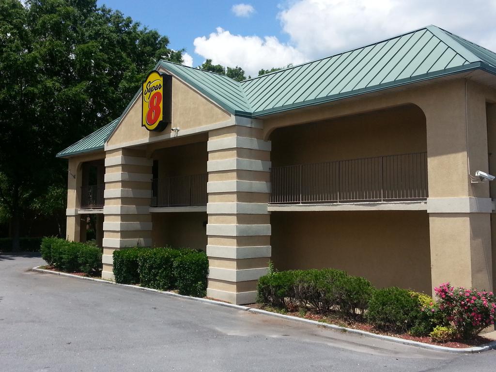 Super 8 By Wyndham Decatur/Lithonia/Atl Area Motel Bagian luar foto